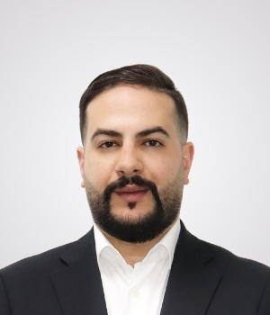 uc_stacked_images_elementor_208829ec_item3