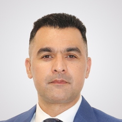 uc_stacked_images_elementor_208829ec_item1